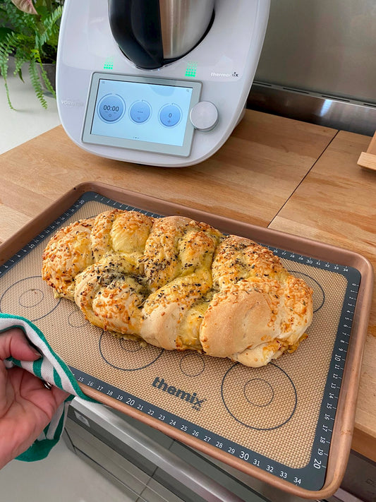 Garlic & Herb Pull Apart Bread